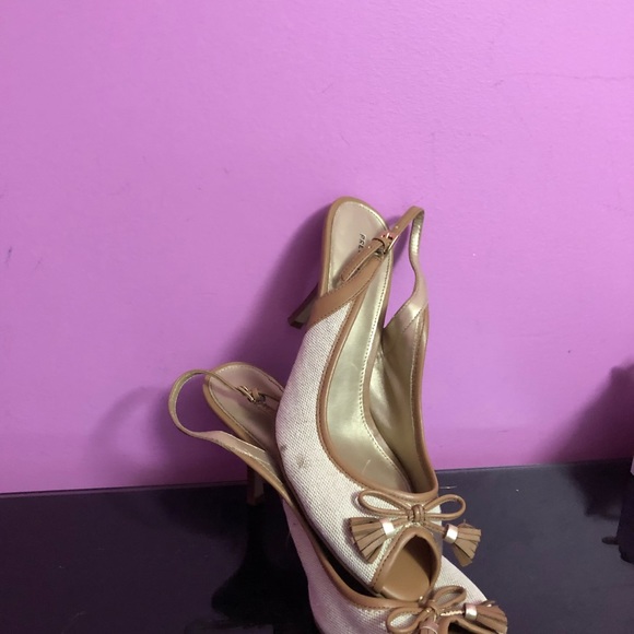 Predictions (Payless) Strappy Peeptoe - Picture 4 of 5